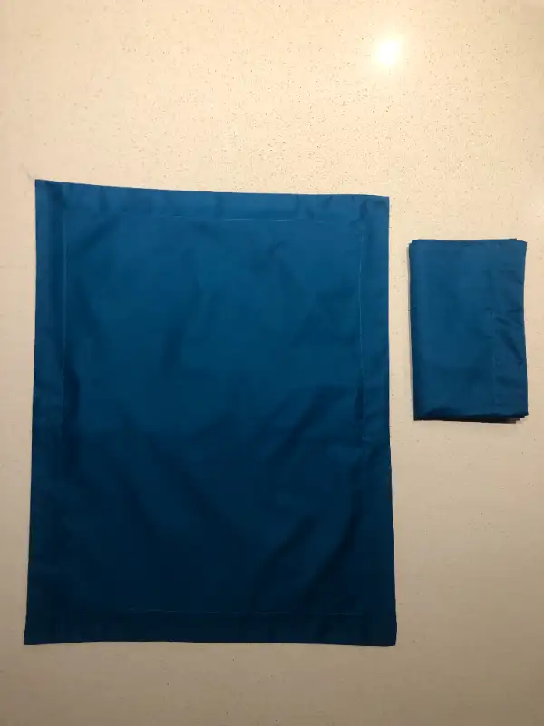 TEAL QUEEN DUVET COVER/SHAMS in Bedding in Kitchener / Waterloo - Image 4