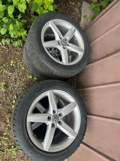 225/55/18 winter tires on rims Bolt pattern 5x112