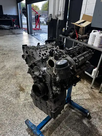For Sale a Diesel Engine from Mercedes, Fits ML350, R350, GL350, E350, R320, ML320, GL320, Sprinter...