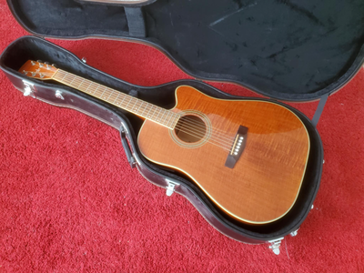 Case rigide de qualité pour guitare acoustique ou hollowbody, View more