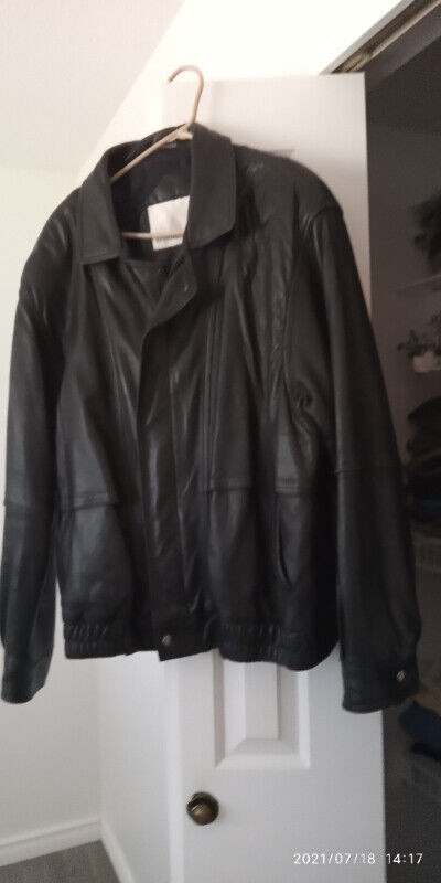 Men's London Fog Leather Jacket in Men's in Burnaby/New Westminster