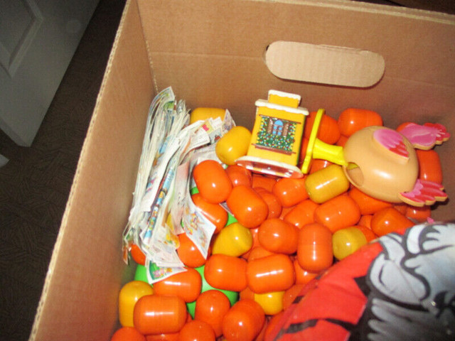 Kinder Egg Surprise Toys in Toys & Games in Brockville - Image 2