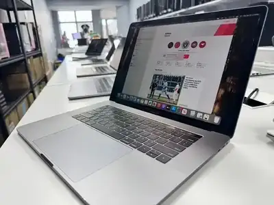 i7 6 Core ,16G RAM RX555X 4G Macbook PRO A1990, 15", Retina Scre, View more