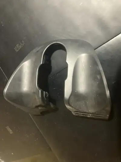 Used off a 2015 Bushpig. Local pickup or you pay the shipping.