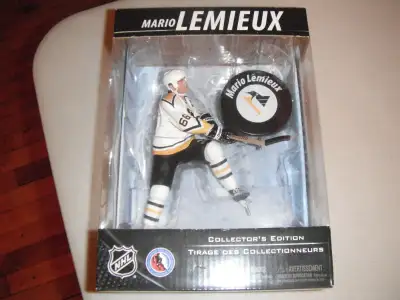 2 FIGURINES MARIO LEMIEUX..VOIR PHOTOS ET PRIX., View more