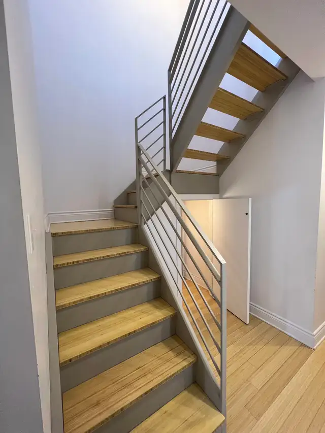 2 Floor Condo Apartment w/ Private Roof Top Terrace –MUST SEE in Long Term Rentals in City of Montréal - Image 6