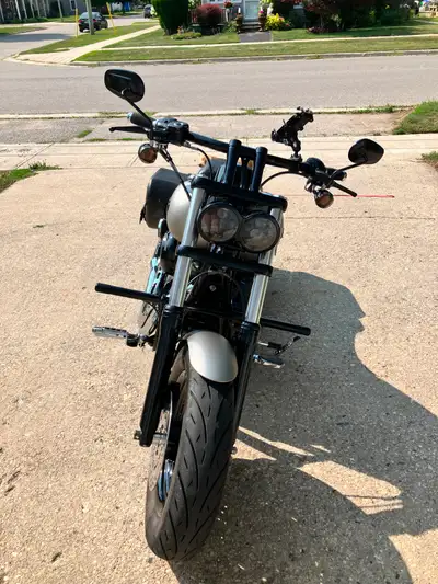 Rims and handles bars are powder coated black. Head lights, turn signals and tail light are all LED....