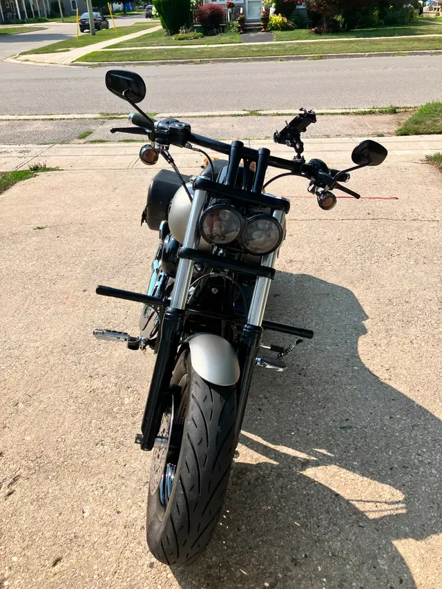 2009 Harley Davidson Dyna Fat Bob in Street, Cruisers & Choppers in Oshawa / Durham Region - Image 2