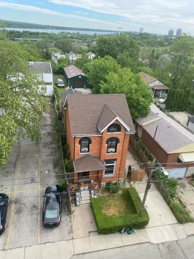 1 Room for rent