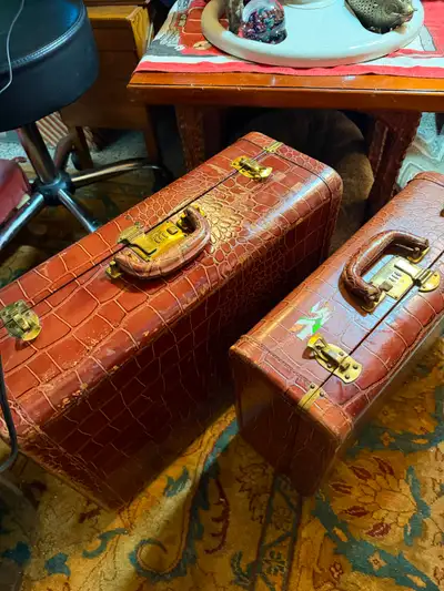 Vintage Corbin Sesamee Faux Alligator Suitcase Set – Mid-Century Brown Faux Crocodile Hardcase Lugga...