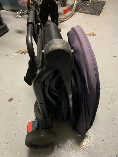 Poussette voyage compacte, View more