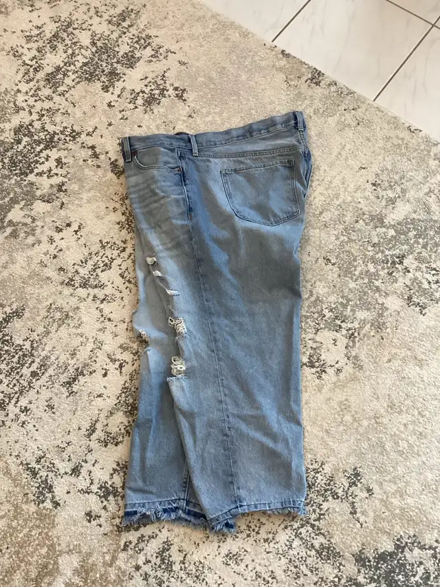 Women’s Plus Size Old Navy Jeans - size 22 in Women's - Bottoms in Oshawa / Durham Region - Image 3