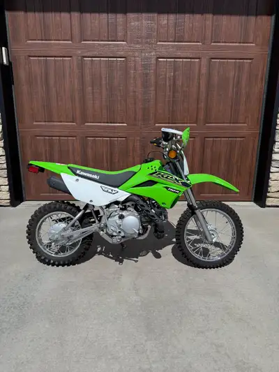 2021 Kawasaki KLX110 semi automatic w/ Moose hand protectors. Bought new for $4500 with less than 5...