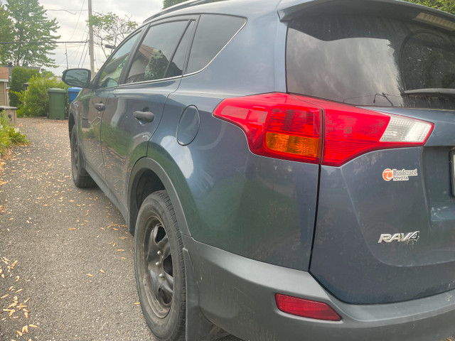 Toyota RAV4 2013 à vendre dans Autos et camions  à Ville de Québec - Image 2