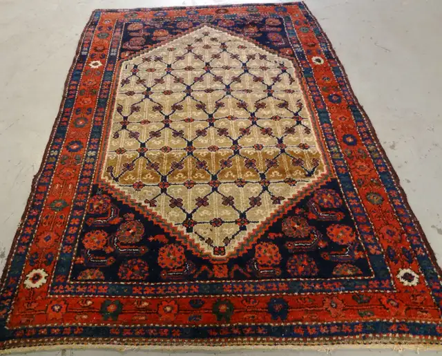 Wool Vintage Persian Rug,6 x 4.3 ft,beige,navy,red,one-of-a-kind in Rugs, Carpets & Runners in Markham / York Region - Image 2