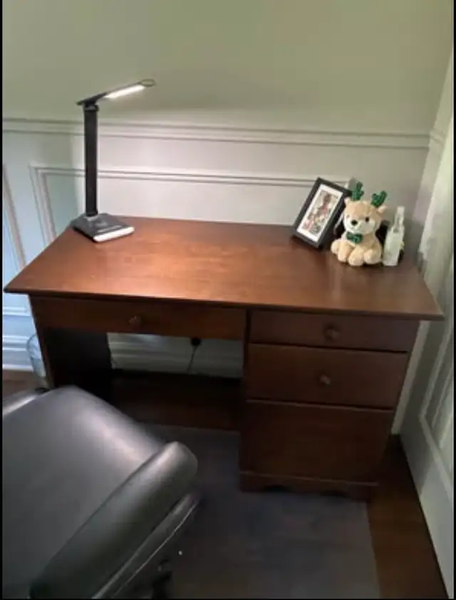 Set de chambre lit enfant - commode homme - bureau -table chevet in Beds & Mattresses in Laval / North Shore - Image 9