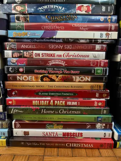 lot of 40+ Christmas movies, View more