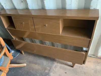 We are selling our storage container and as a result several items we've been not wanting to get rid...