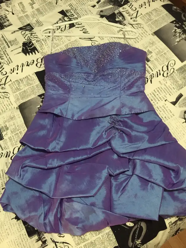 Dresses for sale 63234678617987124