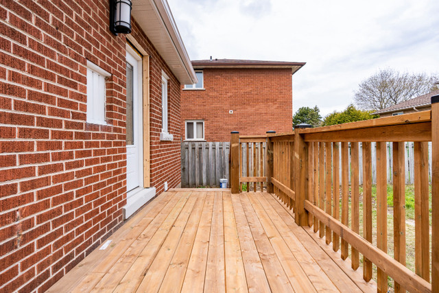 DECKS AND FENCES in Renovations, General Contracting & Handyman in Hamilton - Image 3