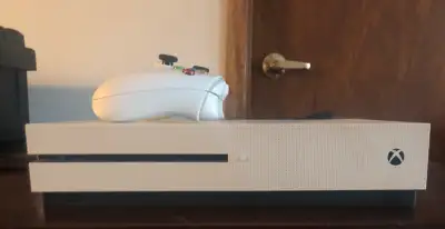 xbox one s (1 TB) & new controller, View more