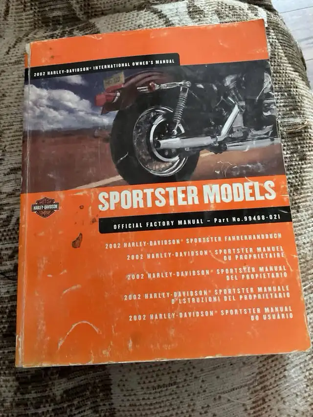 2002 Harley-Davidson Sportster XLH 883 1200  Owners Manual in Motorcycle Parts & Accessories in Winnipeg - Image 2