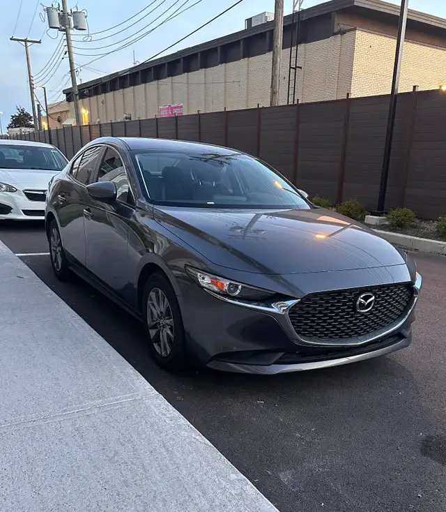 2022 Mazda 3 GS