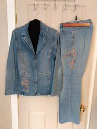 Vestes et Pantalons Jeans Jackets and Pants