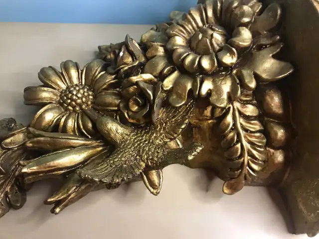 Wow!  Ornate Gilt Wall Shelf w Flowers & Hummingbird in Arts & Collectibles in Ottawa - Image 7