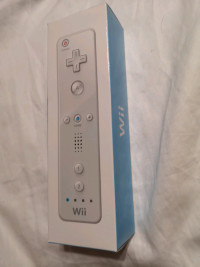 BRAND NEW IN BOX WHITE NINTENDO WII CONTROLLER $65 FIRM