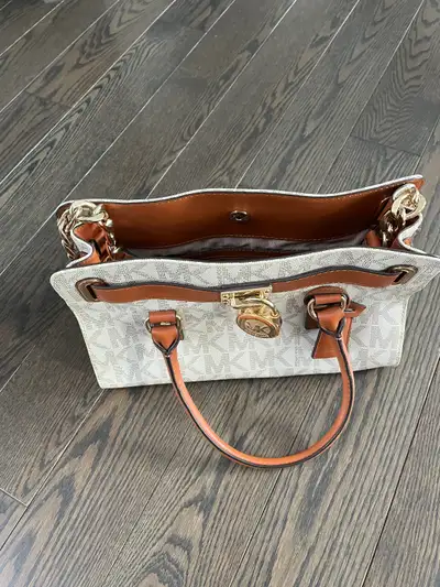 Michael Kors tote bag, View more