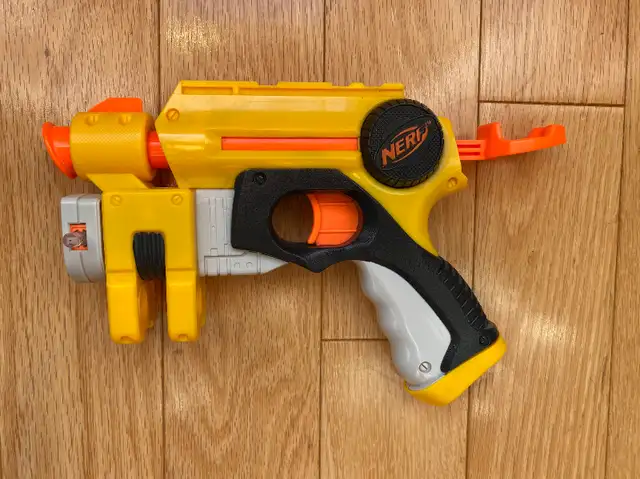 Nerf Nite Finder EX-3 N-Strike Blaster in Toys & Games in St. Catharines - Image 2