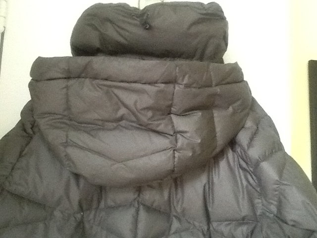 Winter coat in Women's - Tops & Outerwear in City of Montréal - Image 6