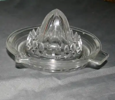 Vintage Art Deco Ribbed Glass Juicer Reamer Citrus Lemons Orange, View more
