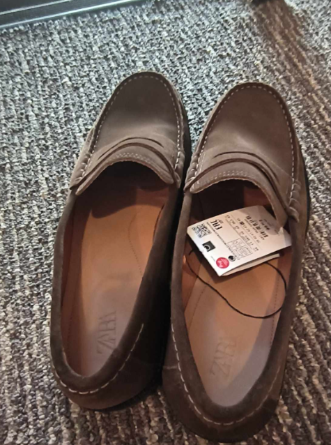  100% Genuine Leather Suede Loafers – Size 11 (EU 44) in Security Systems in City of Montréal - Image 9