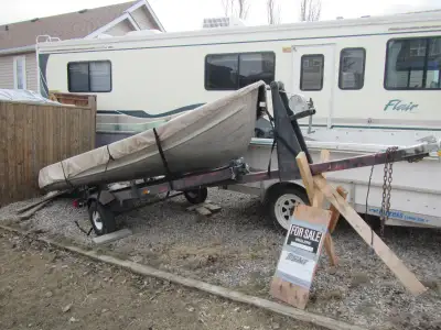 --------------Great Family Fishing Boat--------------- 14 ft. Sears Aluminum Fishing Boat---stable a...