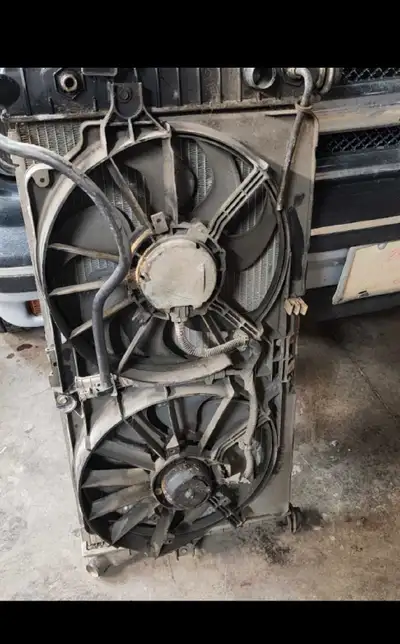 Selling a good used rad and fan assembly we put brand new when replaced our condensor buttons one st...