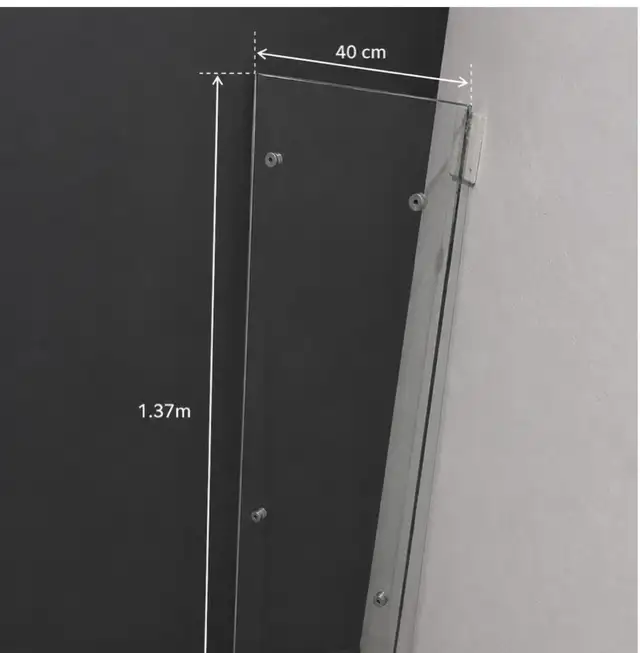 Glass panel (1.37m x 40cm) 1cm thick  in Other in City of Toronto - Image 2