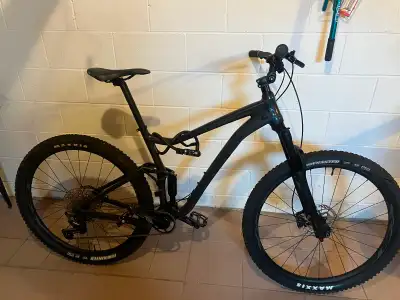 Giant Mountain  Bike - Mint - model Stance, View more