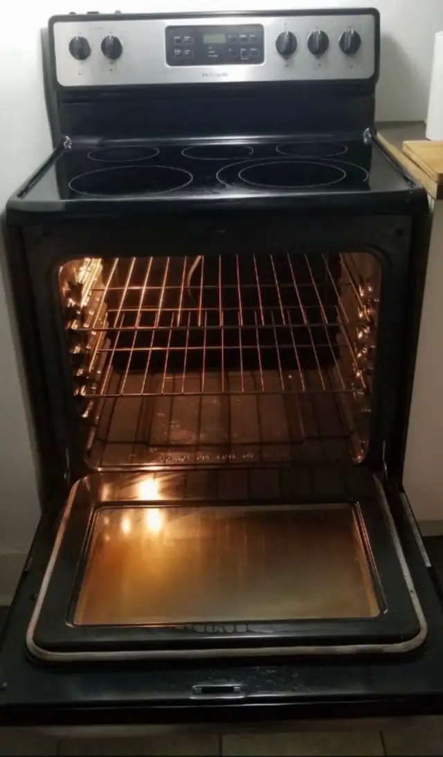 Frigidaire Range $285605946142514237441