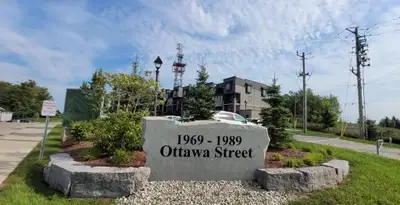 For Rent: 2 bed, 1 bath condo in Kitchener