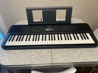 Yamaha keyboard model PSR-E283, View more