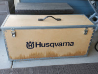 Wood Husqvarna transport box