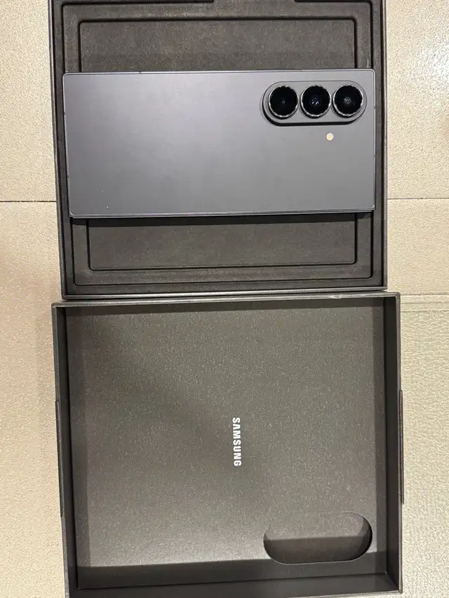 Samsung Galaxy Z Fold 7 256GB63417635879297121