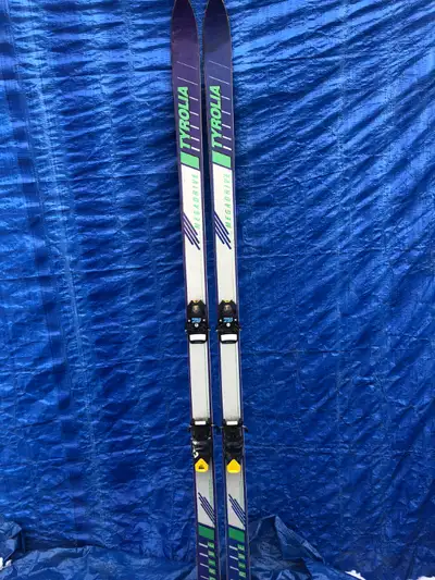 Tyrolia megadrive skis. I deliver!, View more