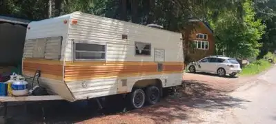 For Sale: 1977 Taurus Trail 19' Trailer – , Ready to Roll! Located in Nelson, BC $3,500 OBO Looking...