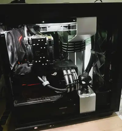 *Moving Sale* Open to reasonable offers! Adult owned, bought a few years ago, used for occasional li...