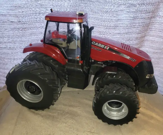 1:16 ERTL 315 die cast / X Mods parts / Overdrive fast furious in Arts & Collectibles in Red Deer - Image 4