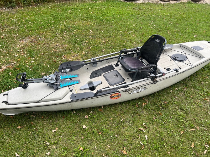Hobie pro angler 14 Canoes, Kayaks & Paddles Winnipeg Kijiji