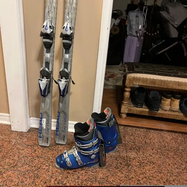 149 Head ski Fiber  jacket . All mountain  with boots Boots  in Ski in Markham / York Region - Image 3